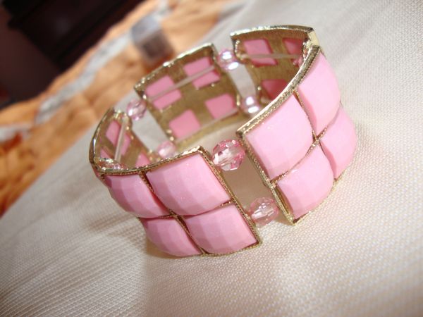 Pulseira de Pedras Rosa